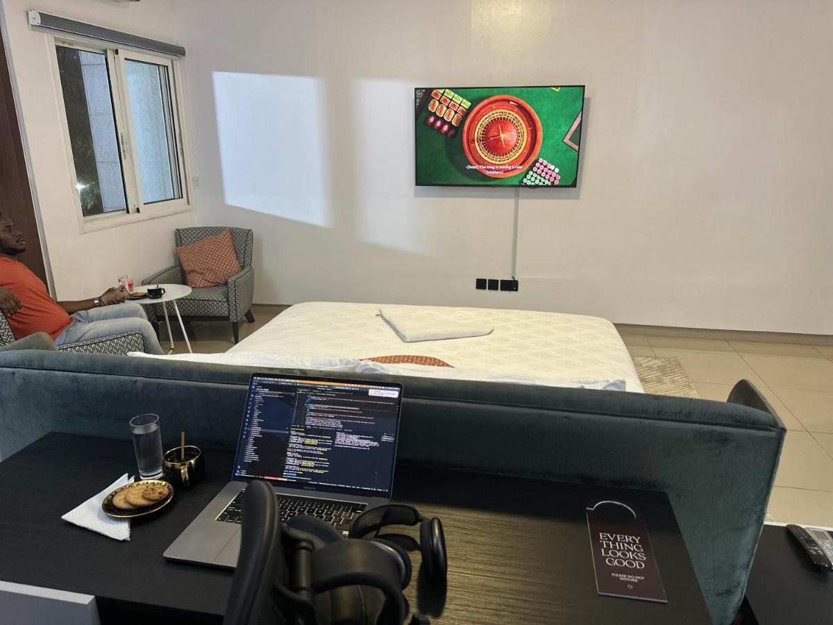 Guided Hospitality - Luxury Accommodations Lagos Extérieur photo