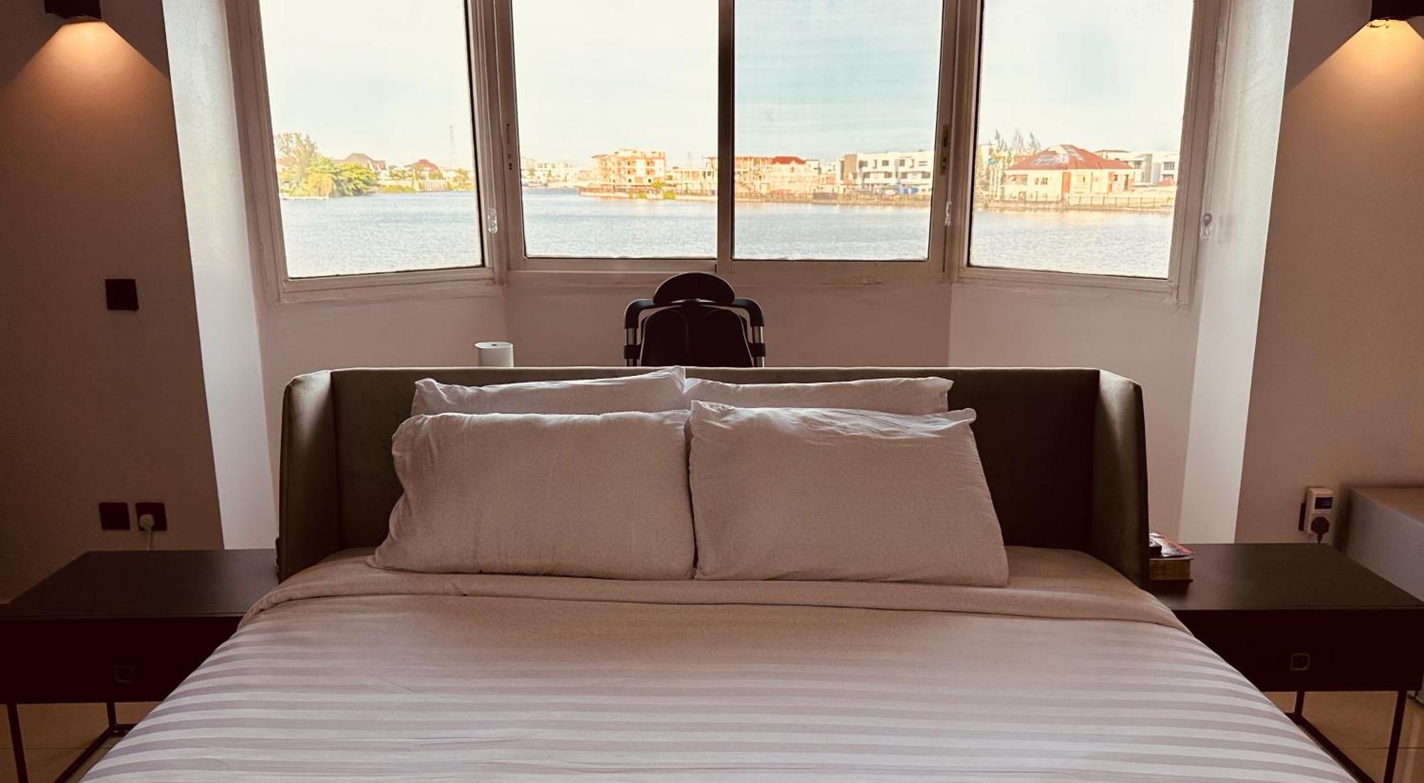 Guided Hospitality - Luxury Accommodations Lagos Extérieur photo